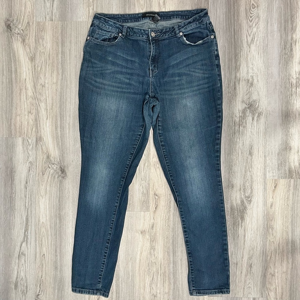 Ashley Stewart High Rise Skinny Jeans Medium Wash Tapered Leg Denim Size 14